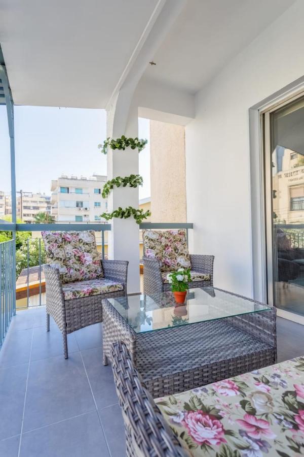 Downtown Larnaca Daire Dış mekan fotoğraf